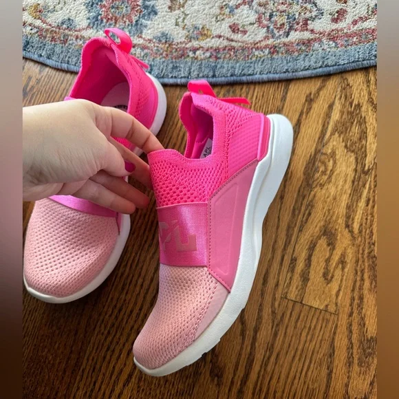 Like New | Worn Once | 7.5 | APL Sneakers - Picture 2 of 3